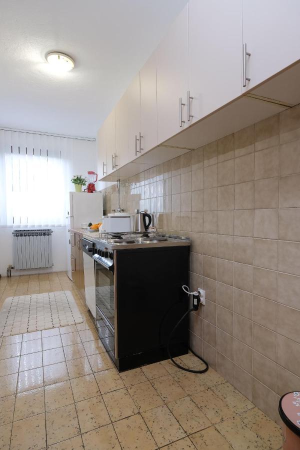 The Cosmic Gate Apartments Високо Екстериор снимка
