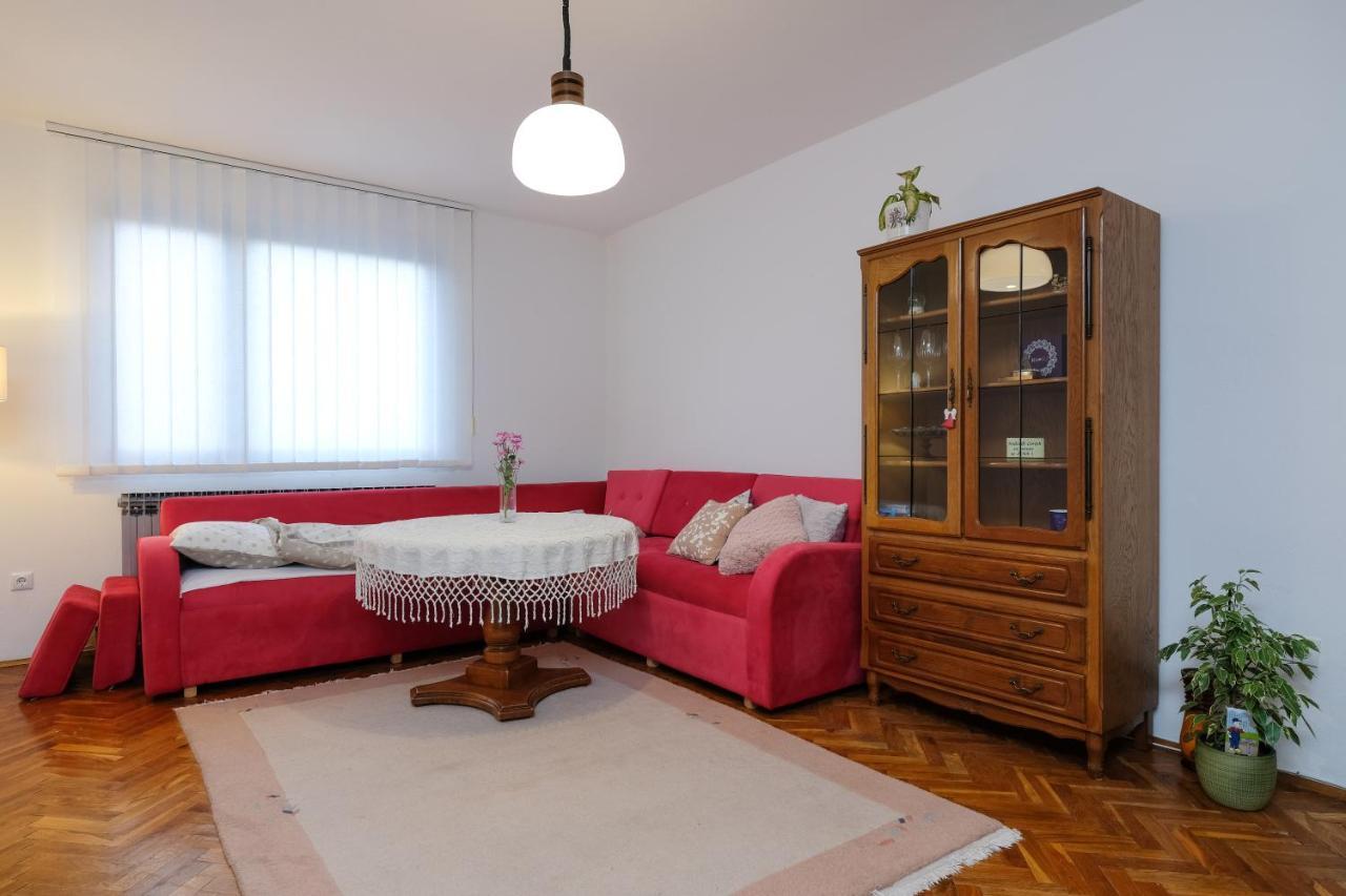 The Cosmic Gate Apartments Високо Екстериор снимка
